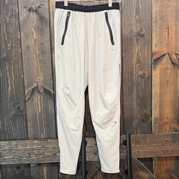 GymShark Hybrid Woven Pants S Grey Activewear Stretch Zipper Pockets Workout - Picture 1 of 16